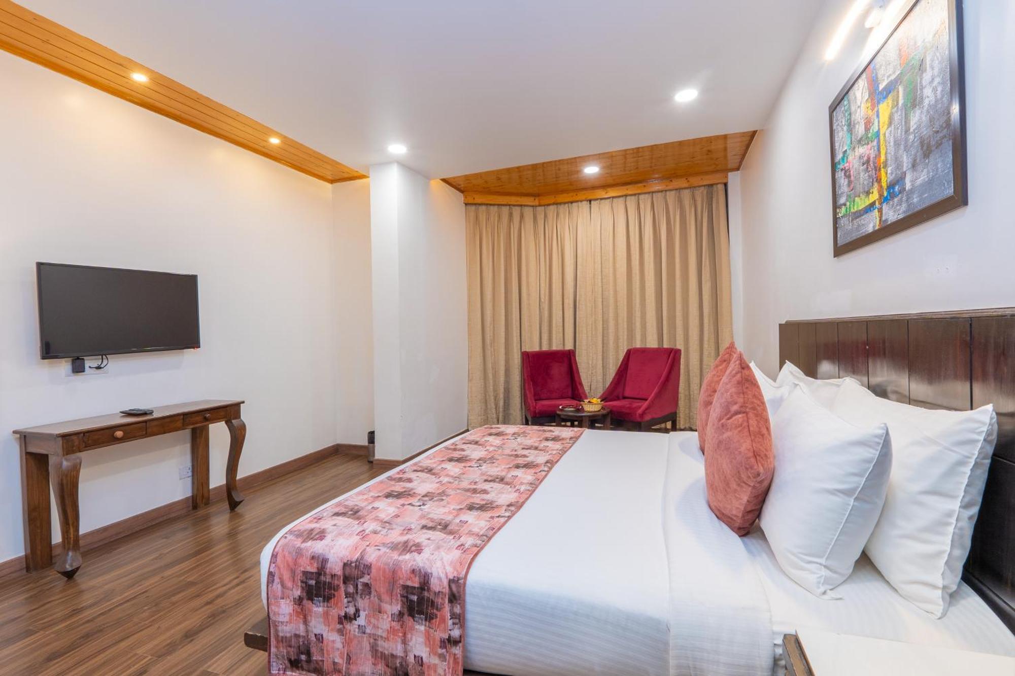 Woodrock Luxury Boutique Hotel Маналі Екстер'єр фото